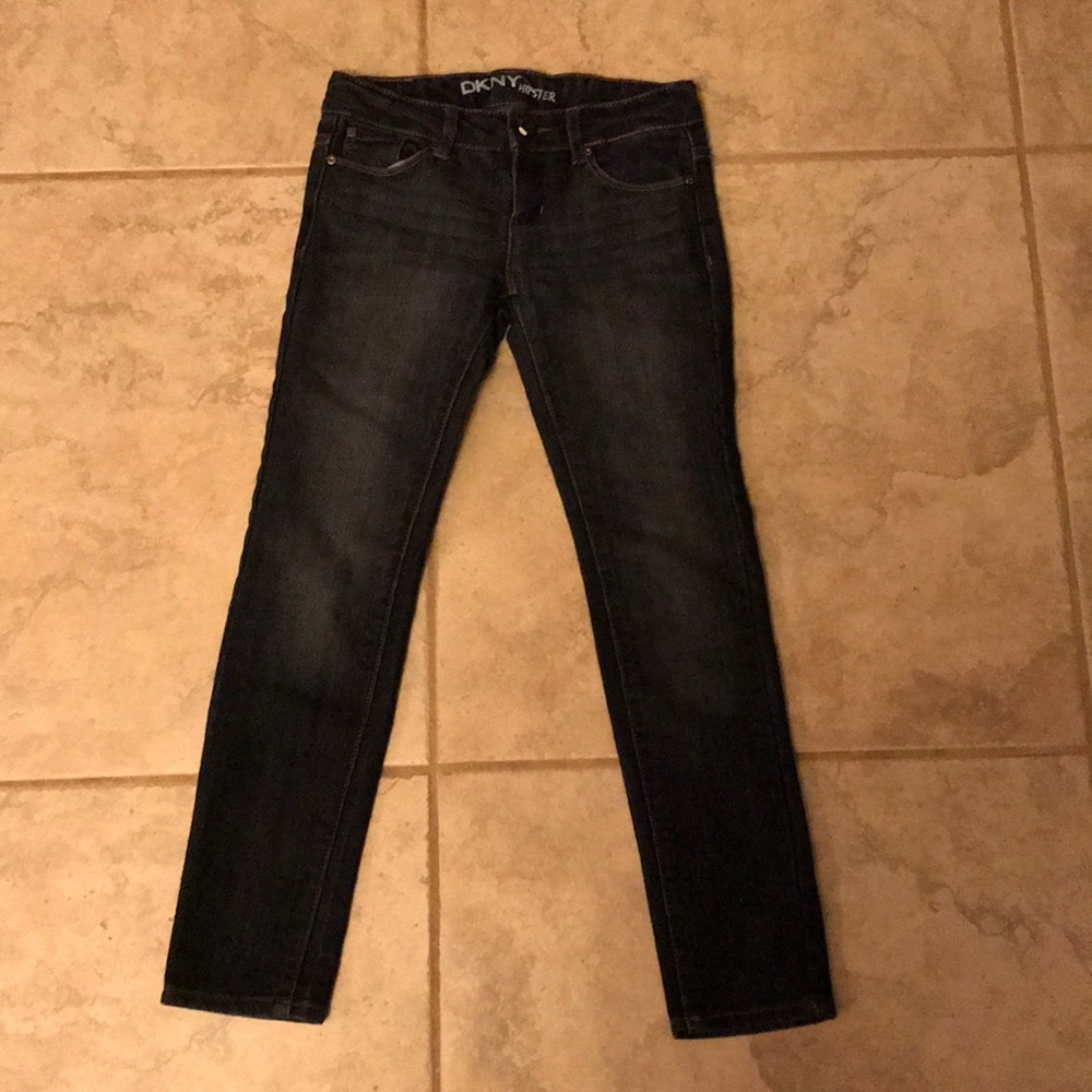 DKNY girls dark wash jeans size 8 like new